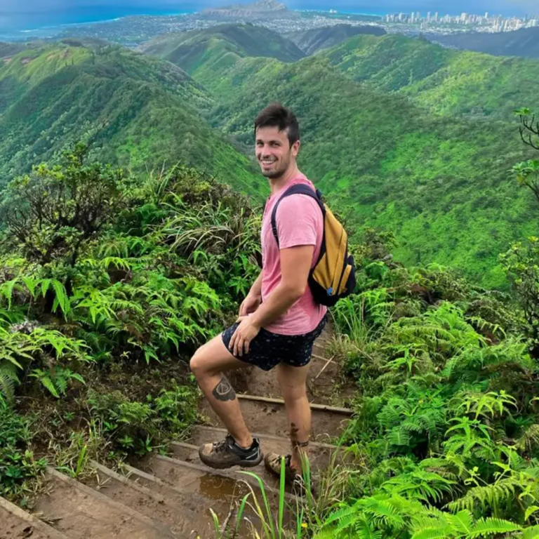 Un antiguo alumno nos revela cómo le ha cambiado la vida tras estudiar inglés con WHERE & WHAT