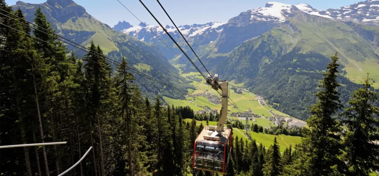 Campamentos de verano en Suiza para jóvenes con actividades y excursiones