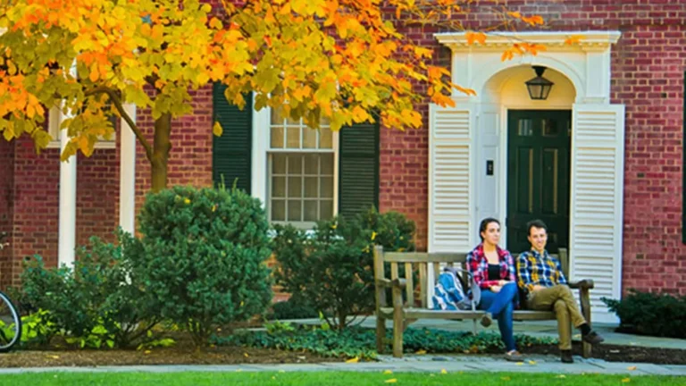 Cursos de Inglés en Yale University