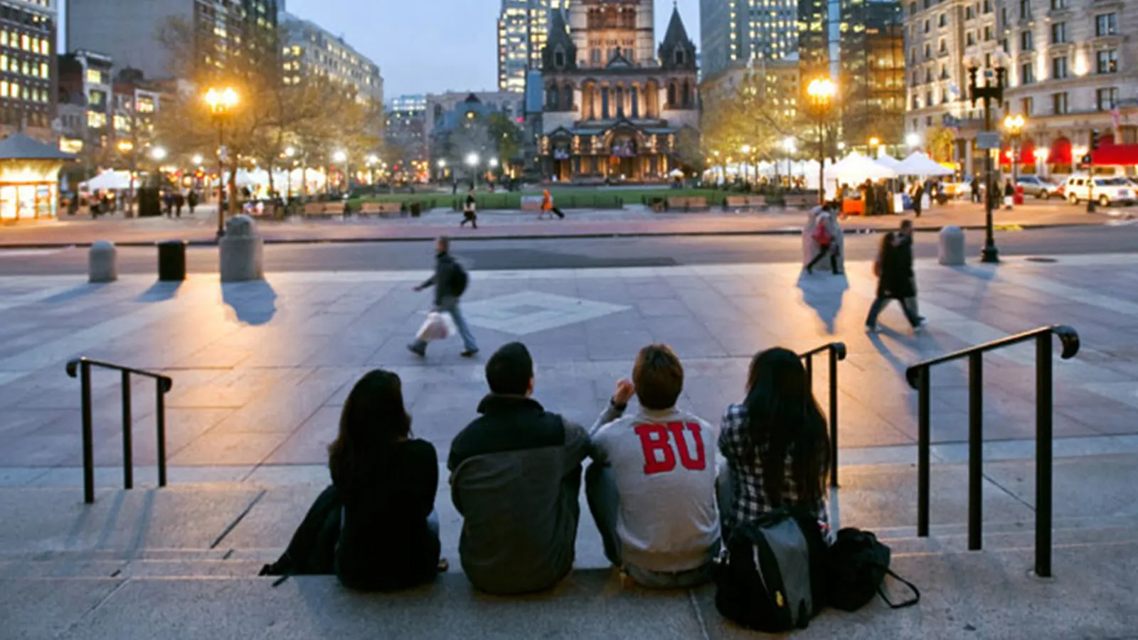 Cursos especializados de inglés para jóvenes de Boston University en Estados Unidos de Where&What