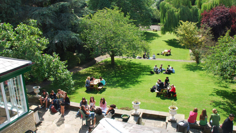 Curso de inglés para toda la familia en York