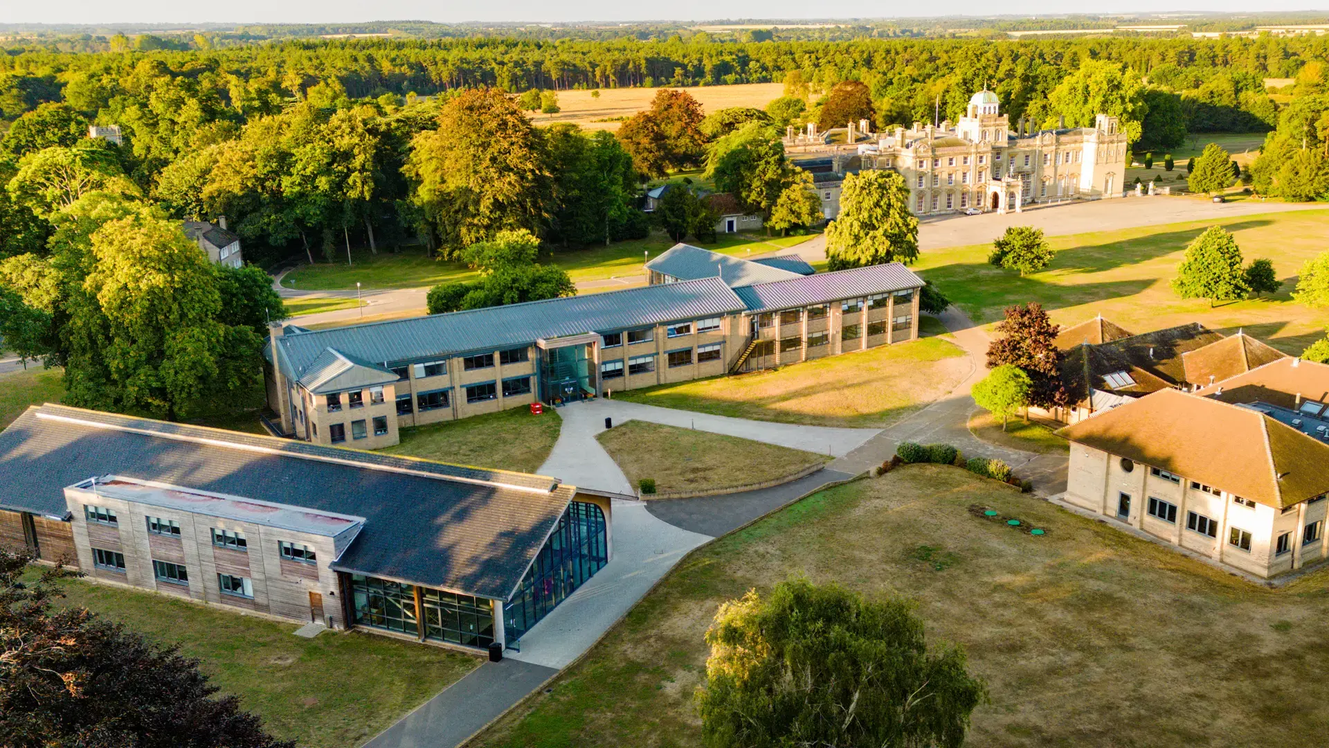 vista de la escuela en el curso escolar en inglaterra en Culford School