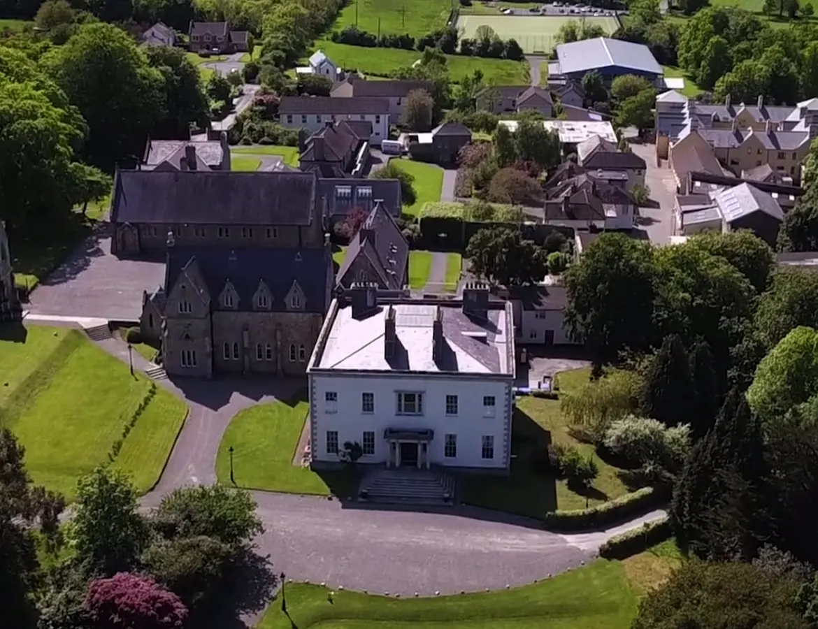 Año escolar en Irlanda en escuela privada