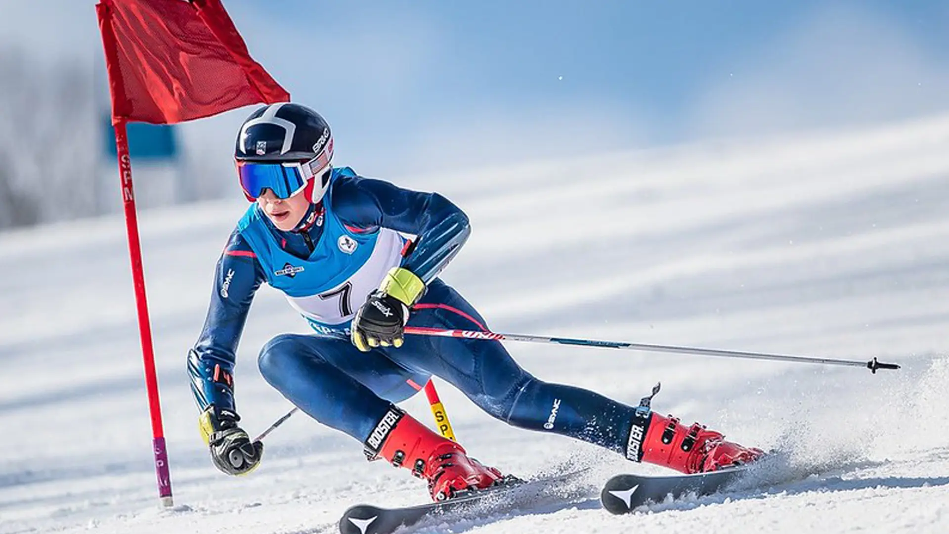 alumno esquiando en el curso escolar en estados unidos en Cushing Academy