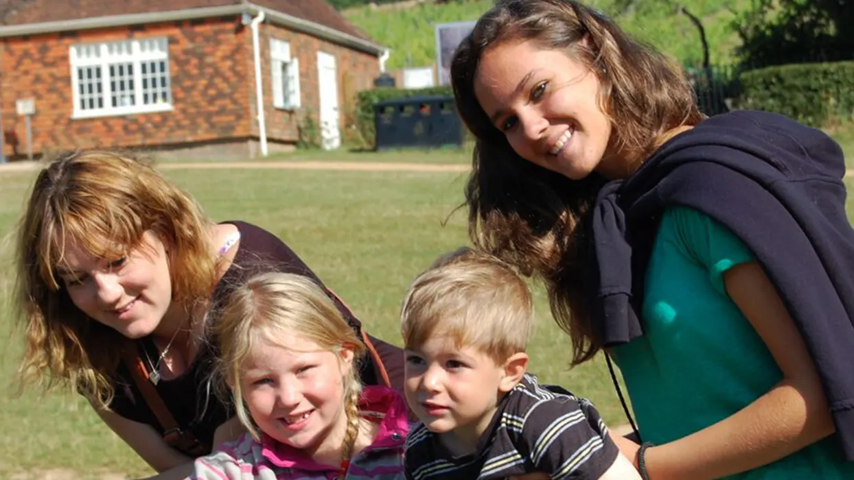 Curso de inglés en casa del profesor en Inglaterra para jóvenes de 7 a 17 años de Where&What