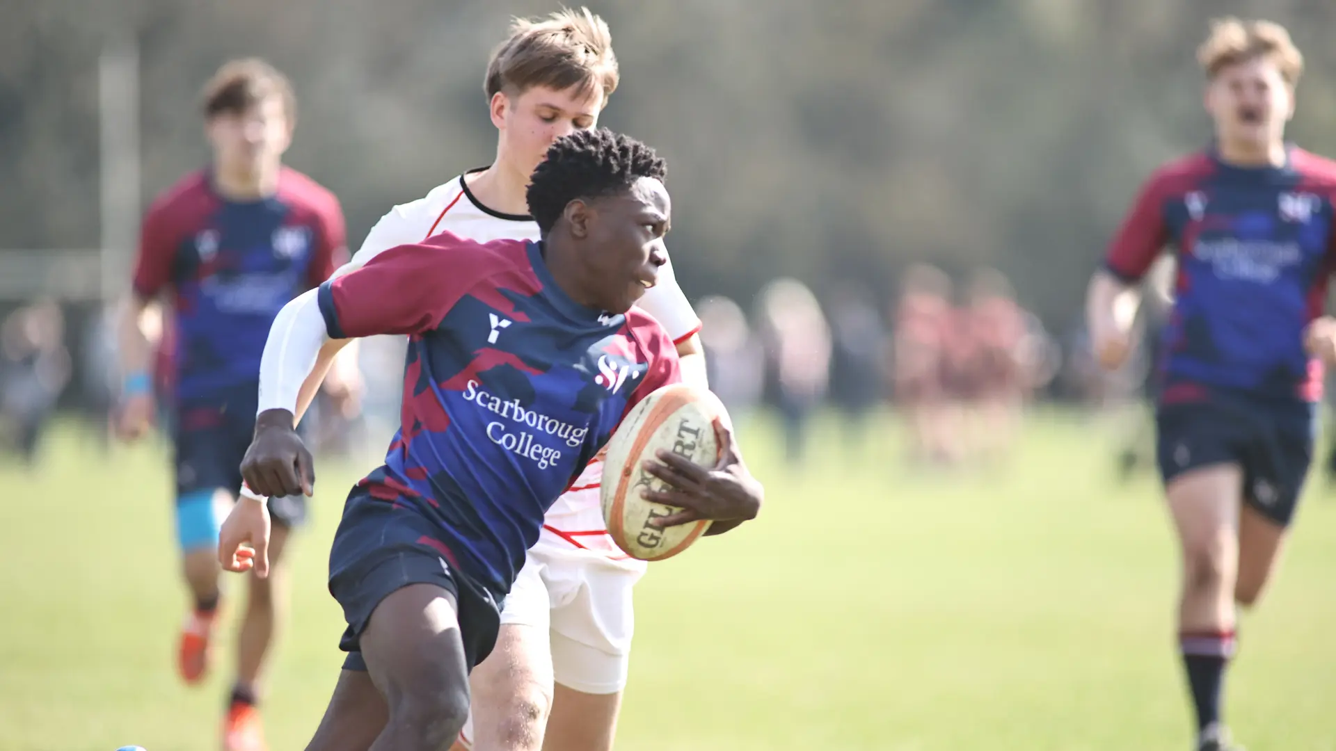 partido de rugby masculino en el curso escolar en inglaterra en Scarborough College