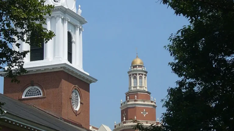 Curso de English for Law en Yale University